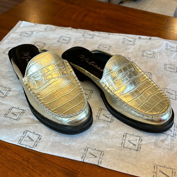 Matisse Tasha Gold Crocodile Print Leather Loafers 8.5M - Picture 2 of 8